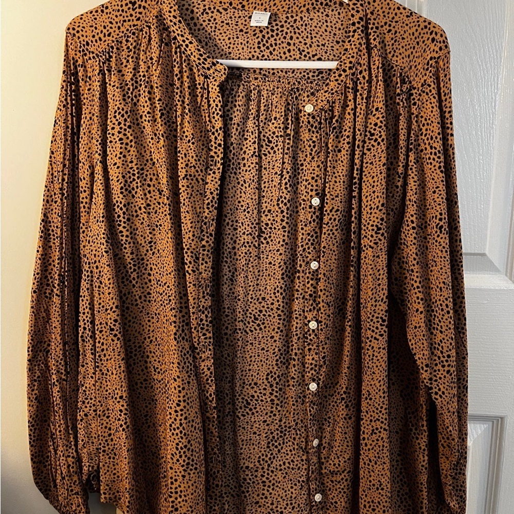 Old navy blouse